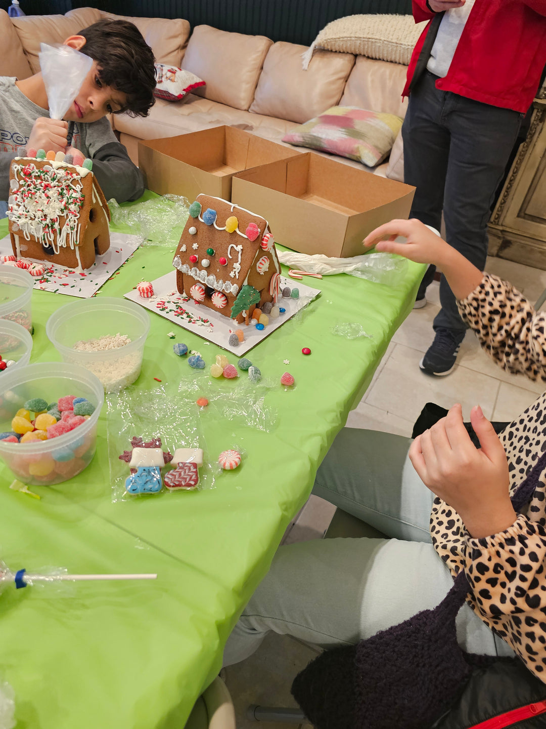 Gingerbread House Decorating Class | Adult Class 12/14 7pm